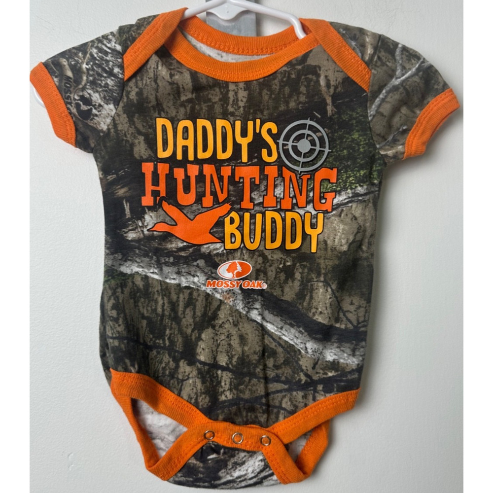 Mossy Oak Orange camo Daddys Hunting Buddy Infant size 0-3 months Bodysuit C1